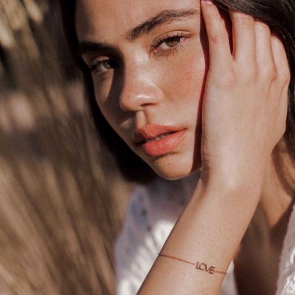 NWT Maya Brenner Gold Tone Love Bracelet